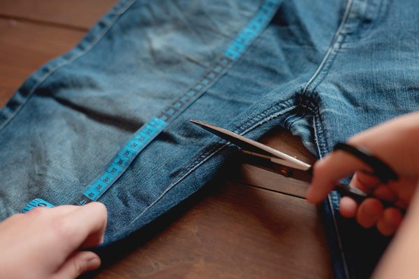 Comment les entreprises de mode peuvent-elles promouvoir l'upcycling dans leurs collections ?